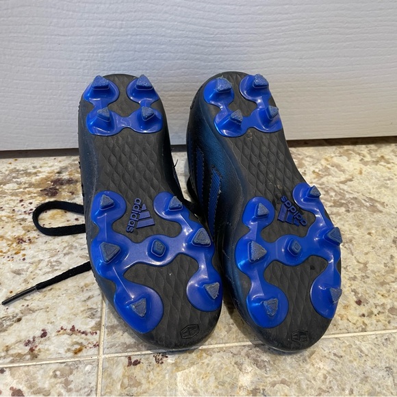 Adidas Goletto - boys - size 11 US - Black with blue stripes - Picture 5 of 7